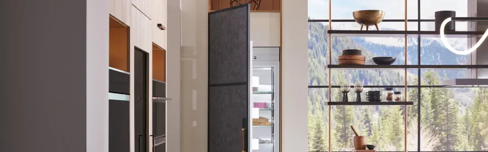 column-refrigerator